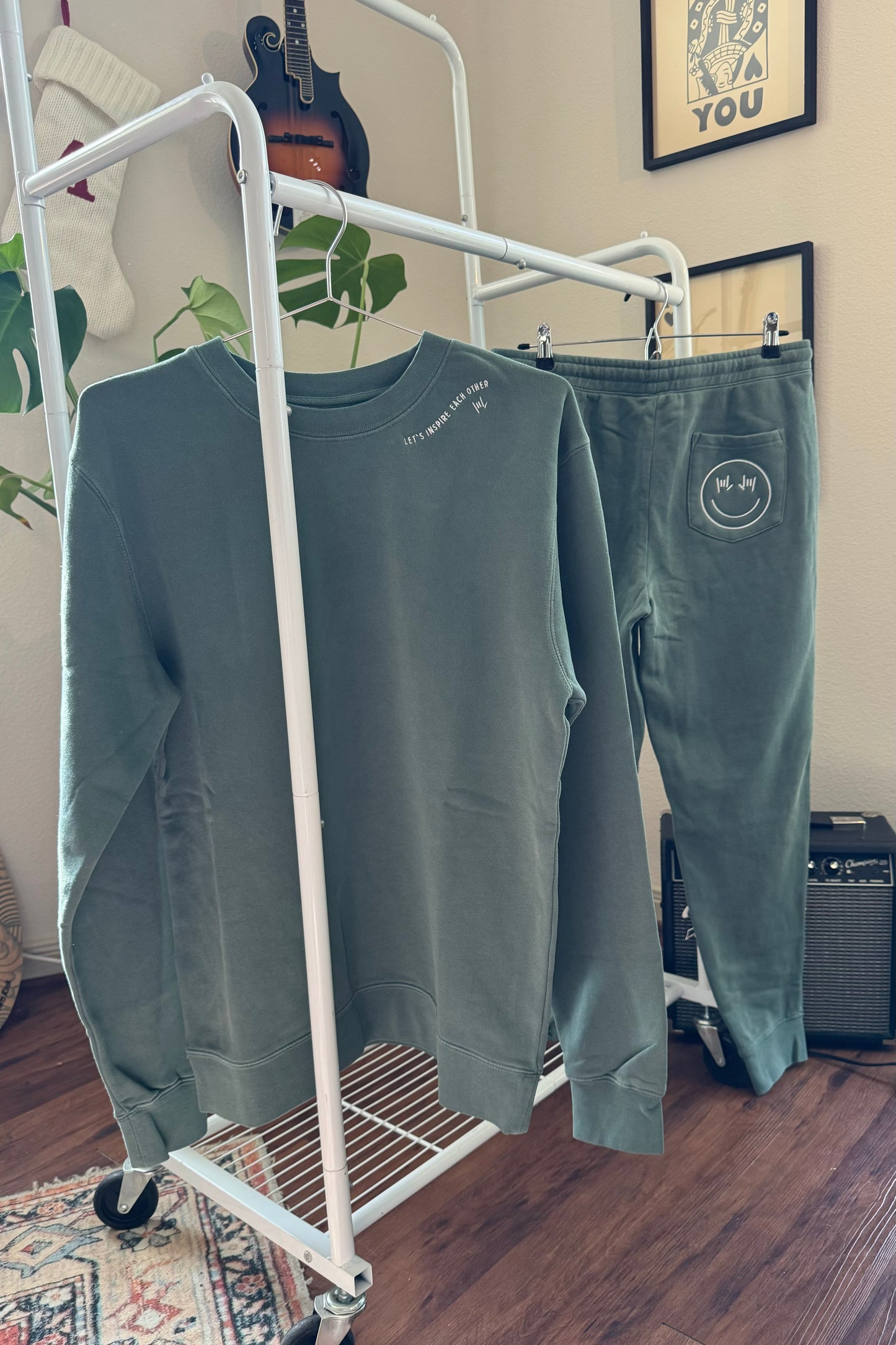 LIEO SET- CREWNECK