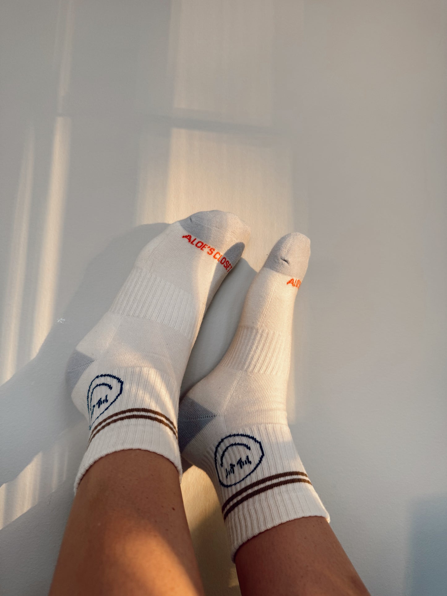 LNS CREW SOCKS