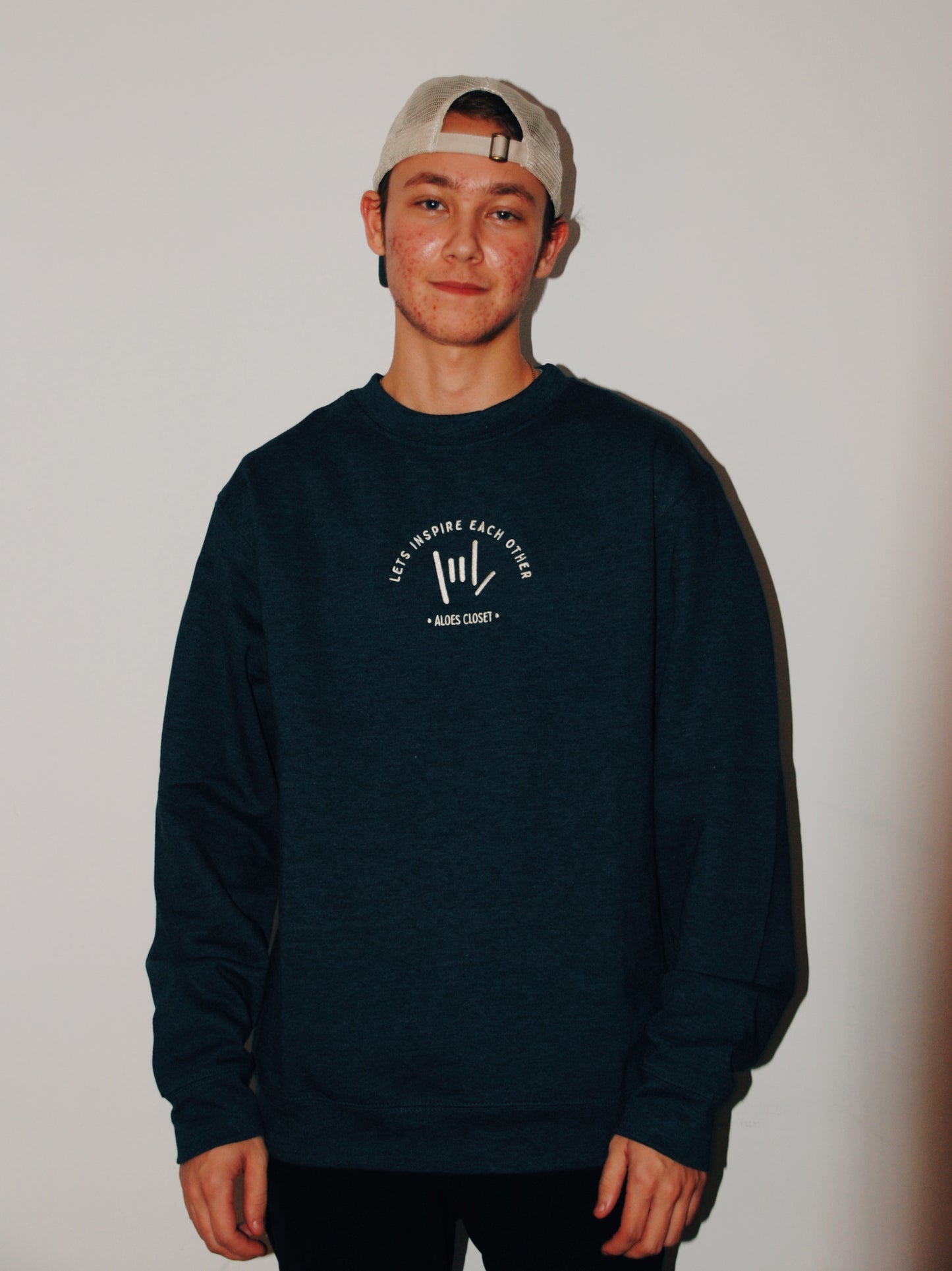 INSPIRE CREWNECK