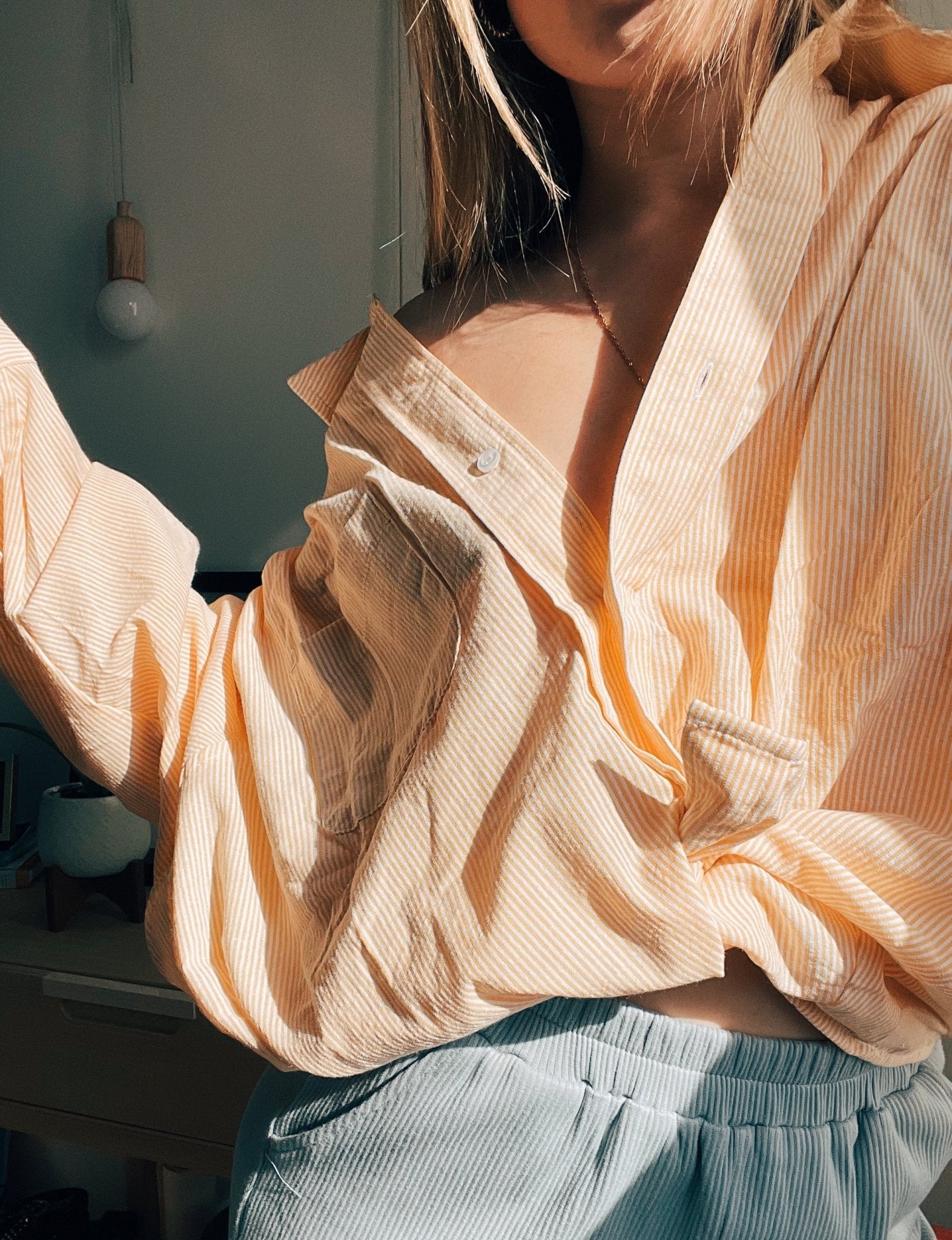 SUNSHINE BUTTON UP - Aloe's Closet