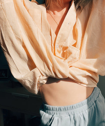 SUNSHINE BUTTON UP - Aloe's Closet